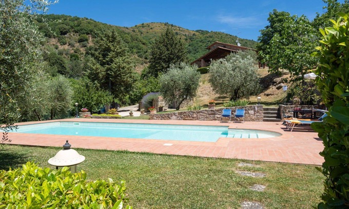 Castiglion Fiorentino House | Stunning private villa for 6 people with WIFI, private pool, TV, terrace and pets allowed