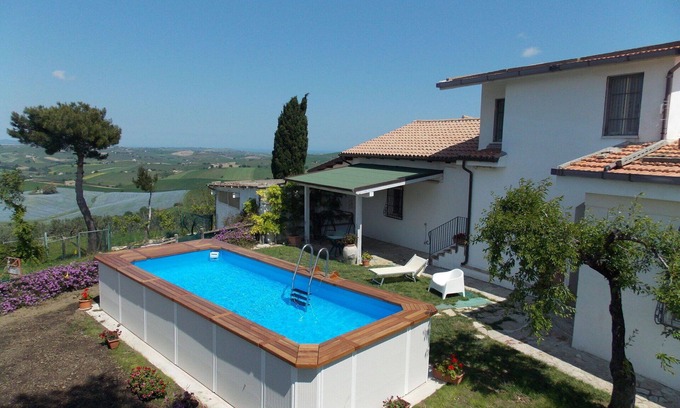 Montenero di Bisaccia House | Stunning private villa for 9 guests with WIFI, private pool, TV, terrace and pets allowed
