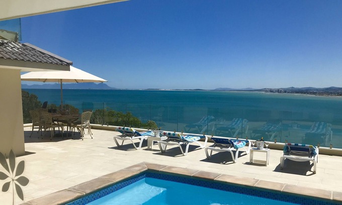 Mountainside Apartment | Stunning ocean and harbour views with Private pool