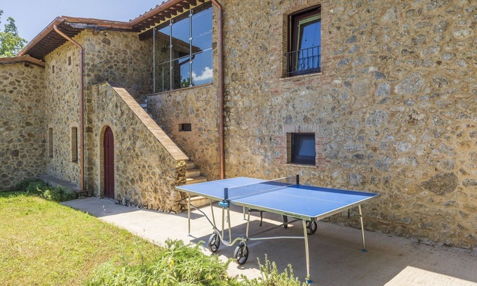 Massa Marittima Villa | Stunning private villa for 14 guests with A/C, WIFI, TV and pets allowed