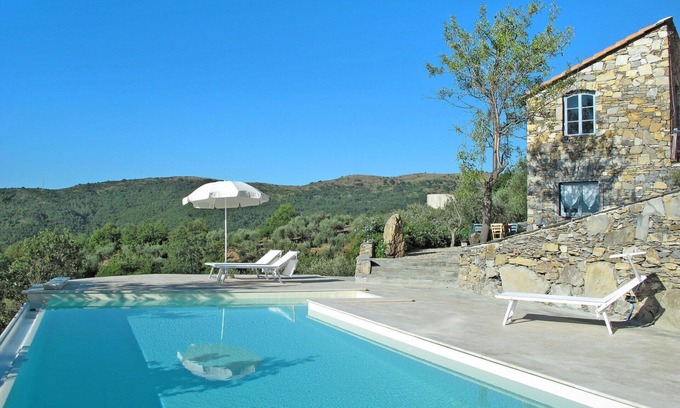 Pietrabruna House | Stunning private villa for 5 people with WIFI, private pool, TV and patio