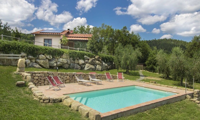 Roccastrada Villa | Stunning private villa for 6 guests with private pool, A/C, WIFI, TV, patio and parking