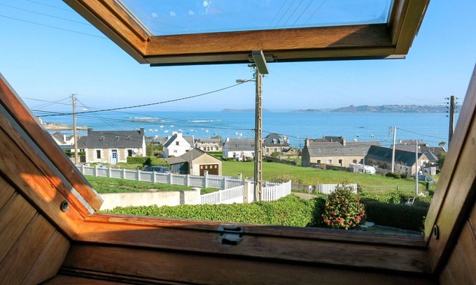 Tredrez-Locquemeau House | Stunning private villa for 4 guests with terrace