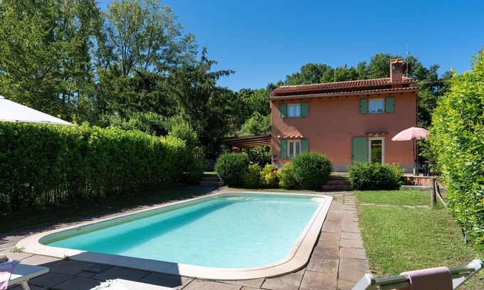 Scarperia Villa | Stunning private villa for 6 people with WIFI, A/C, private pool, TV, patio and panoramic view