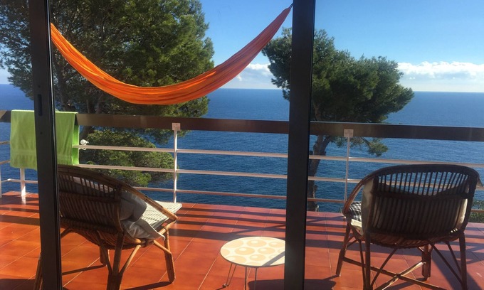 Salionc Apartment | Stunning sea view with sound of sea/Stunning sea view with sound of sea