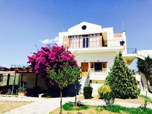 Loutraki House | Stunning sea view loft