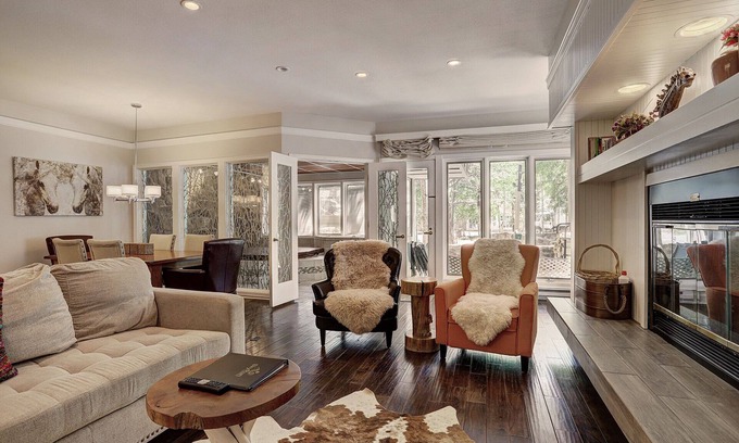 Mountain House Condo | Stunning Ski-In Ski-Out Condo/Private Hot Tub/Recently Updated
