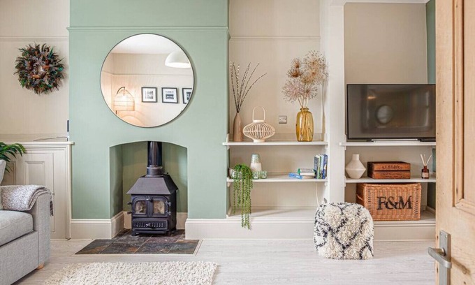 Cheltenham House | Stunning Townhouse with Large Garden - Sleeps 8