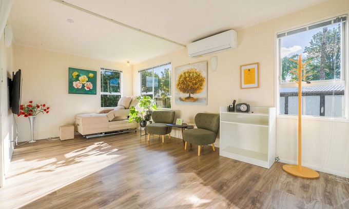 Half Moon Bay House | Stunning Two Bedroom House in in Half Moon Bay