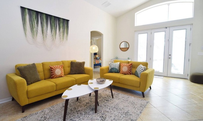 West Haven House | Stunning Updated 4 bed/3 bath pool home, west-facing pool, Disney World 11 miles