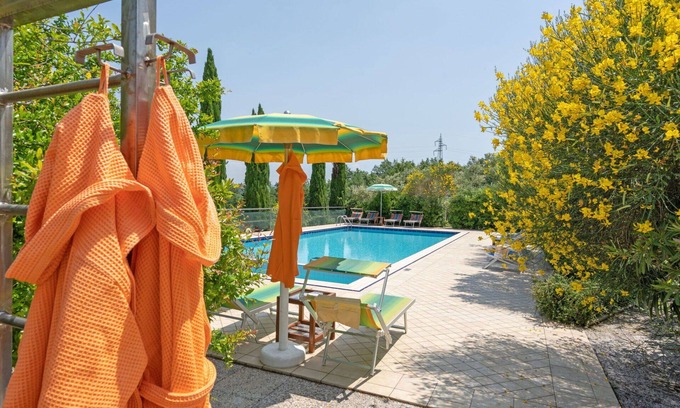 Bobolino Villa | Stunning villa with hot tub, WIFI, A/C, private pool, TV, terrace, pets allowed and panoramic v.