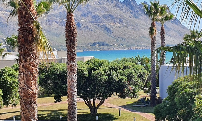 Harbour Island Apartment | Stunning views apartment close to Cape Town