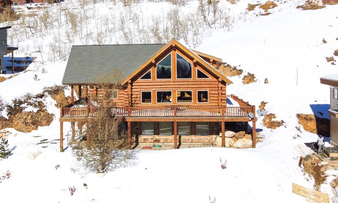 Powder Mountain Cabin | Stunning views, slopeside, welcoming cabin with hot tub and room for everyone