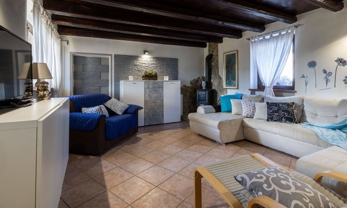 Terzo d'Aquileia House | Stunning villa for 6 guests with WIFI, TV, terrace and pets allowed