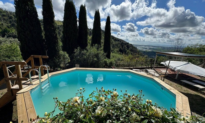 Chiatri Villa | Stunning villa with WIFI, private pool, TV, terrace and panoramic view, close to Lucca