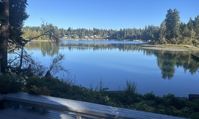Rollingbay House | Stunning Waterfront Retreat In Port Madison Bainbridge Island-Furnished