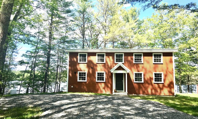 Lincolnville House | STUNNING WATERFRONT HOME ON PITCHER POND - LINCOLNVILLE. 3 bedrooms, 3 baths!