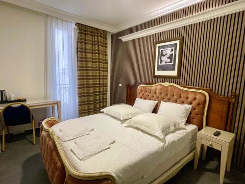 Quartier des Grandes-Carrieres Hotel | STYLE HOTEL