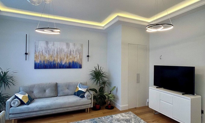 Westbourne Green Apartment | Stylish 1 Bed Flat Paddington. Free secure parking