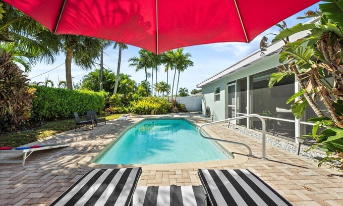 Tequesta House | Stylish 2-Bedroom, 2-Bathroom Home with Heated Pool – Just Steps from the Beach!