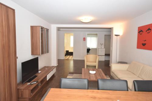 Seefeld Apartment | Stylish 2BR near lake - Flower 3