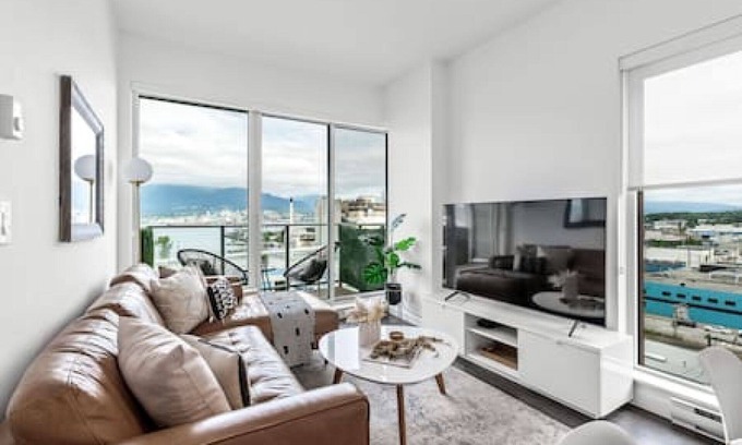 Downtown Eastside Apartment | Stylish 2BR with Panoramic City & Mountain Views!