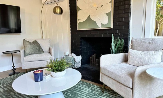 Tamalpais-Homestead Valley House | Stylish 3BR Mill Valley Mid-Century Modern Home