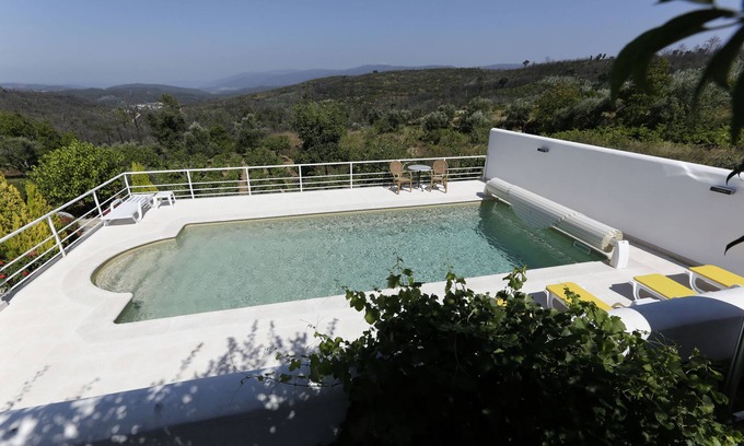 Penela Apartment | Stylish accommodation with stunning views, private pool, vineyard