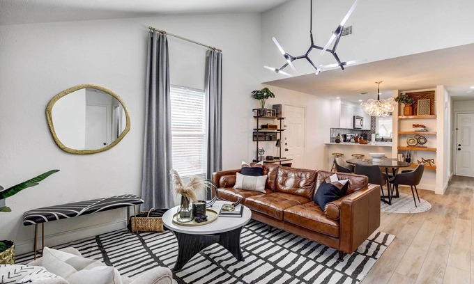 Allen House | Stylish Allen Home near Watters Creek Village
