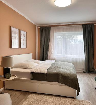 Neukoelln Apartment | Stylish Apt in Neukölln kiez Privat Parkplatz