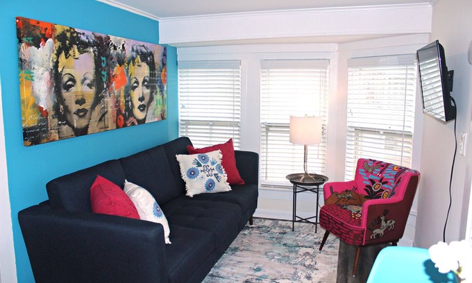 Ocean Grove Apartment | Stylish Beach Apt - 4 Blocks from Beach & 2 Blocks from Downtown Asbury