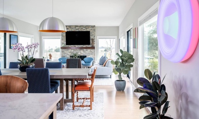 Burton House | Stylish Country Escape to Unwind & Relax | Blue Sky Acres