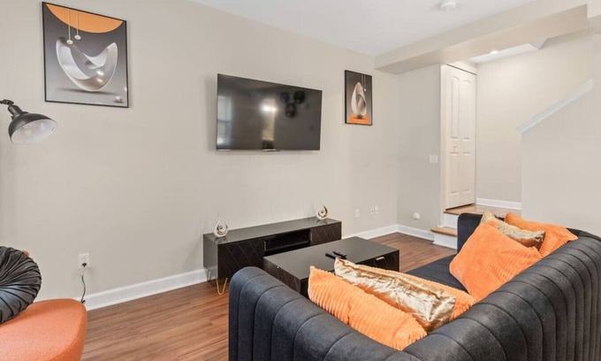 Midtown Apartment | Stylish & Cozy 1-BR Detroit