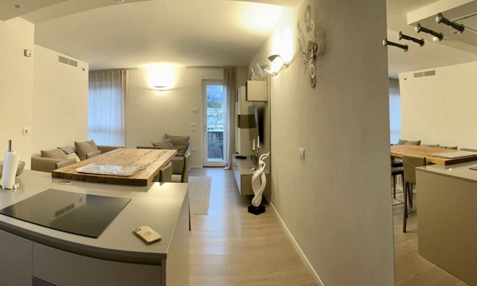 Riva del Garda Apartment | Stylish Downtown Apart close to the beach