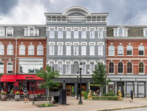 Bangor Apartment | Stylish DTWN Hotel, Steps to Restaurants, King Bed, Room # 205
