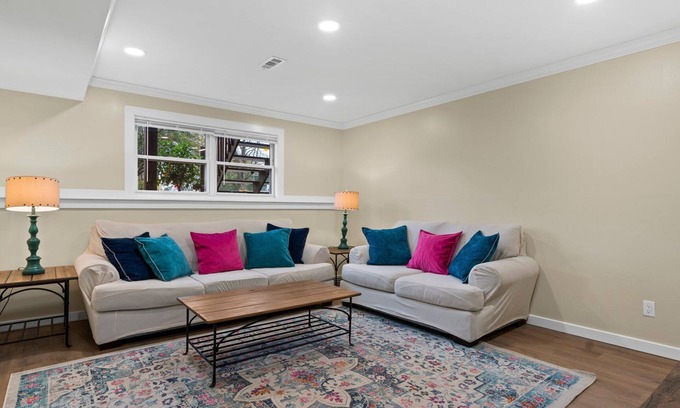 Richmond Apartment | Stylish, Fully Furnished Apartments - Comfort and Convenience, Just Like Home