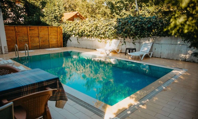 Sapanca Villa | Stylish House near Sapanca Lake with Heated Pool
