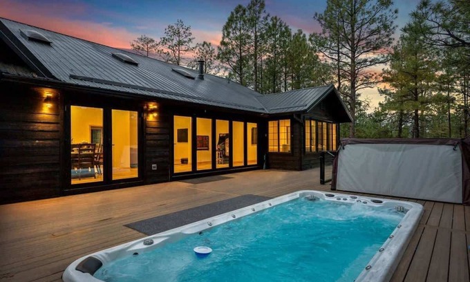Pinetop-Lakeside House | Stylish Lodge: Fire Pit, Hot Tub & Forest Views