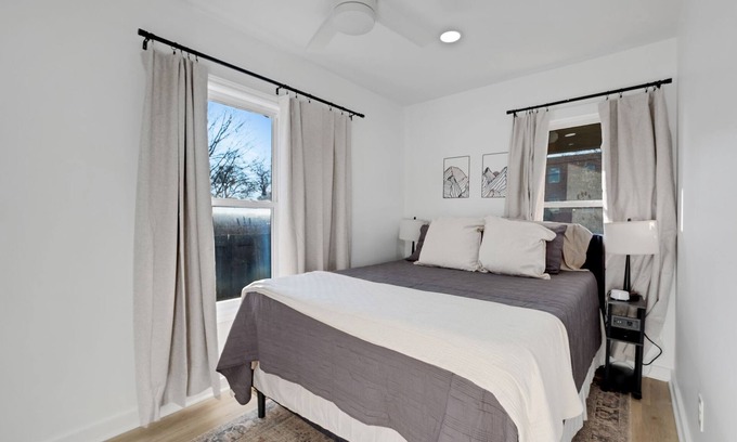 South Nashville House | Stylish Nashville Getaway with Free Parking