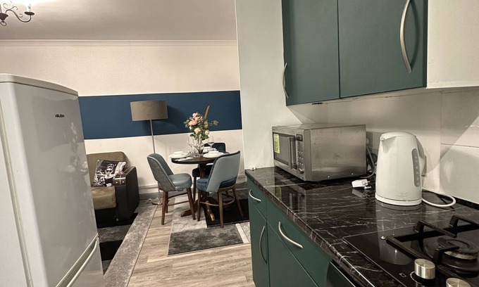 Burnham Apartment | stylish one bedroom flat