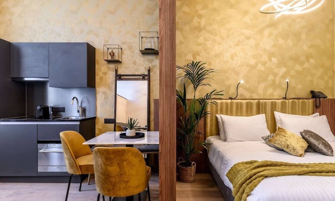 Oudenaarde House | Stylish Oudenaarde Retreat with Bike-Friendly Amenities | Steps to Market