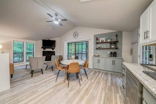 The Woods House | Stylish Retreat w Fireplace Games & Pool Access