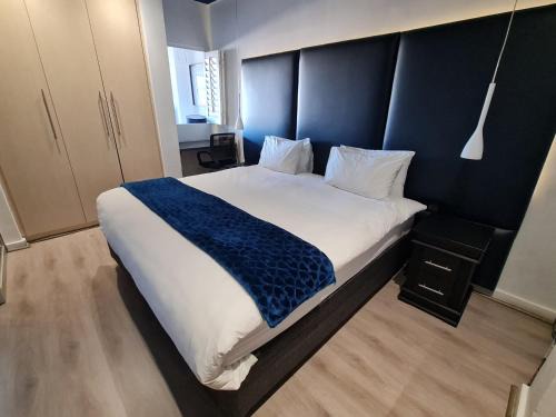 Greater Johannesburg Metropolitan Area Apartment | Stylish Unit 26 , Genesis on Fairmount