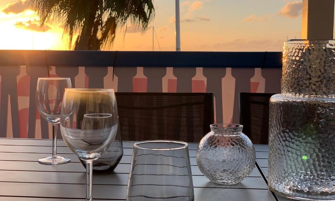 Marigot Apartment | Sublime Loft au Coeur de Marigot, face de Anguilla