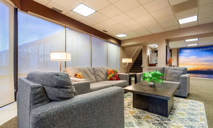 Grand Island Hotel | Suburban Studios I-80 Grand Island