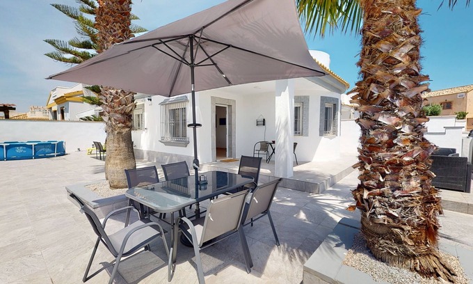 Sucina Villa | Sucina 3-Bed Villa, Sleeps 6 & Pet Friendly