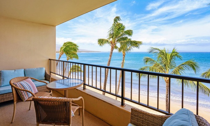 Kihei Condo | Sugar Beach PH32 Ocean Front Views steps from 5 miles of Beach