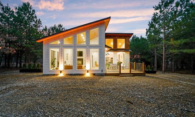 Broken Bow House | Sugar in the Pines - Luxury Honeymoon Cabin