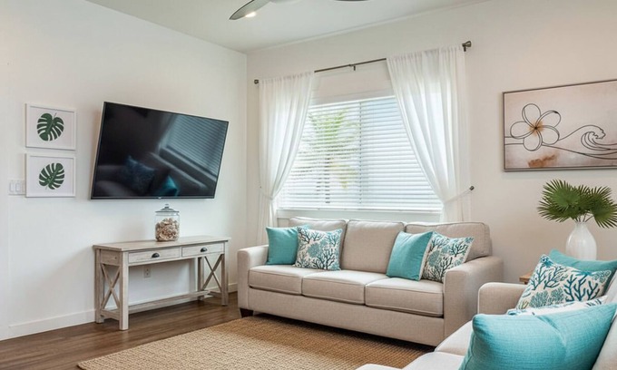 Kahuku House | Sugar Mill Shore, A/C, Modern Finishes