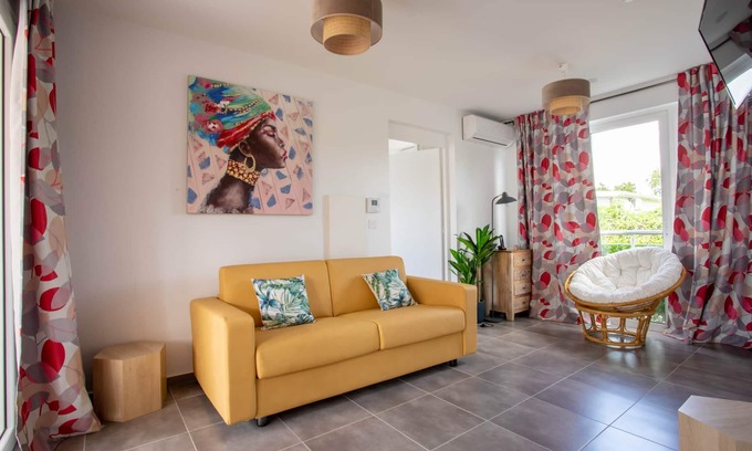 Saint-Francois Hotel | Suite 1 " le Palmier Abricot"